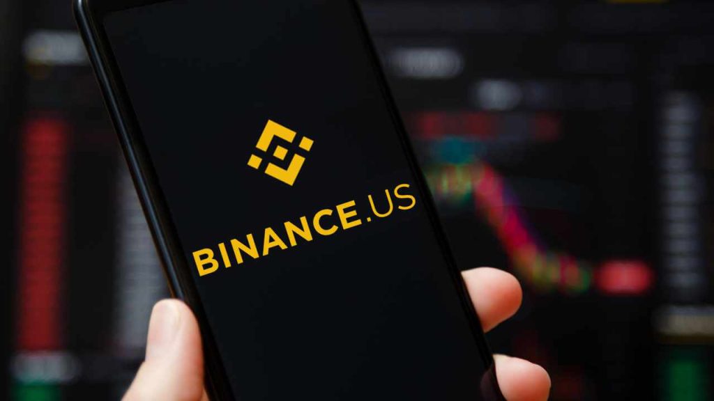 Binance US Suspends Withdrawals In US Dollars - Coin Surges