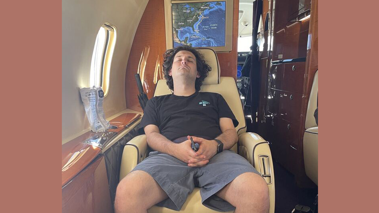 DOJ Eyes Seizure of Ex-FTX Chief's Two Luxury Jets in Ongoing Criminal Probe