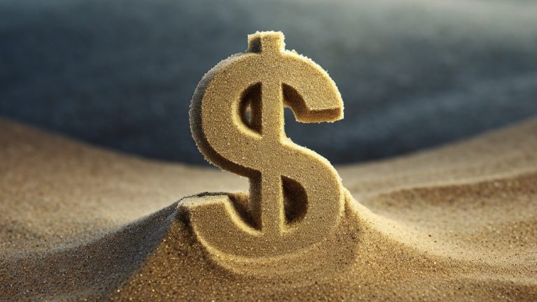 Stablecoin Market Navigates Shifting Sands as Tether Announces New CEO and USDR Depegs