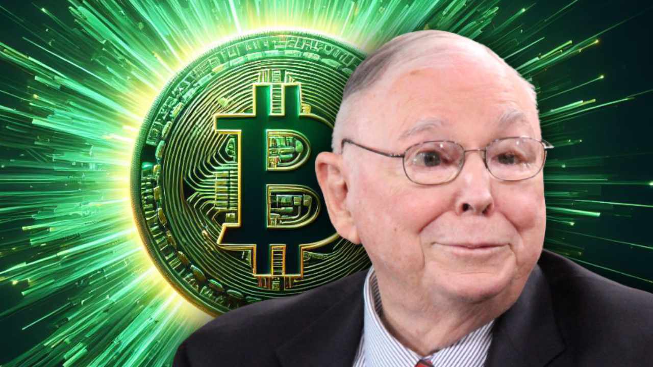 Berkshire Vice Chair Charlie Munger Compares Bitcoin to a 'Stink Ball' Among Traditional Currencies