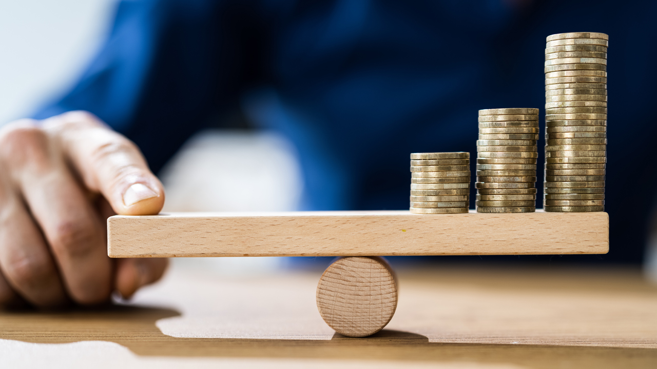 October’s Inflation Report: Shelter Prices Up, Gasoline Plummets — Mixed Market Reactions Follow