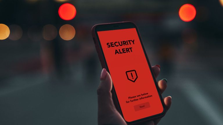 Ledger Library Exploit Alert: Users Warned Against Interacting With Dapp Front Ends Amid Wallet Drainer Risk