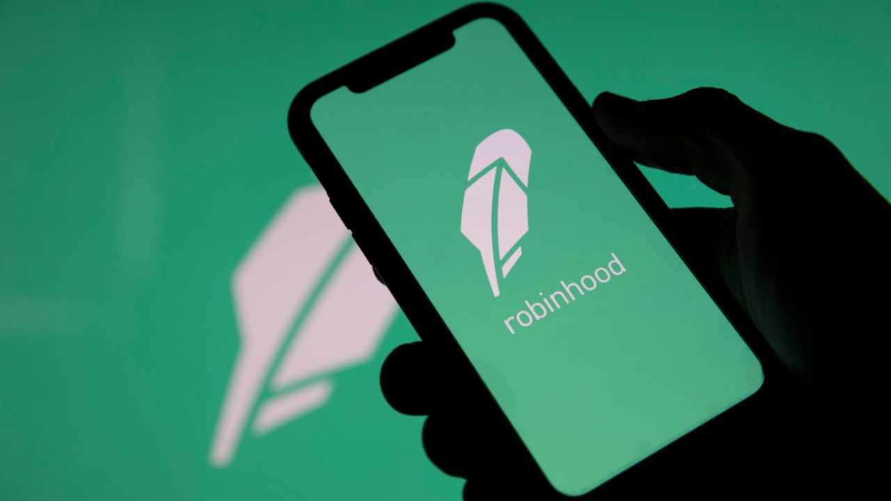 Why Did Robinhood Launch Cryptocurrency Trading?