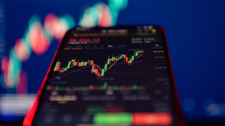 Bitcoin Technical Analysis: BTC Retraces at Formidable $44,500 Resistance Barrier