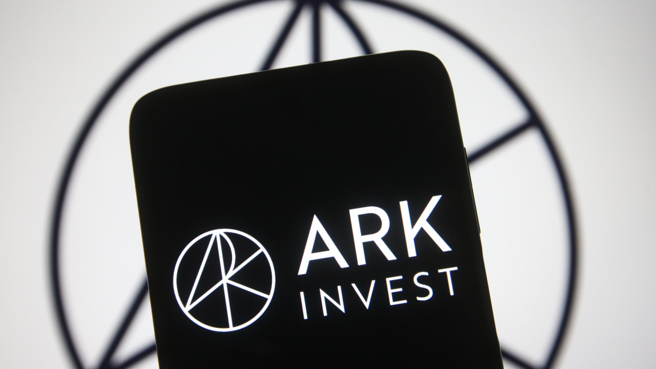 Ark Invest Diversifies Crypto Holdings, Buys 15.9 Million of Its Own
