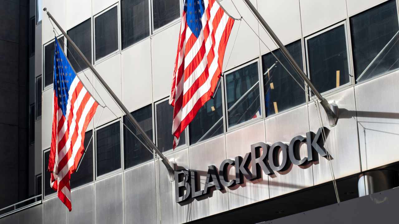 Одобрение etf. Blackrock Британия. Blackrock компания. Инвестиционные компании Blackrock. ONEID.