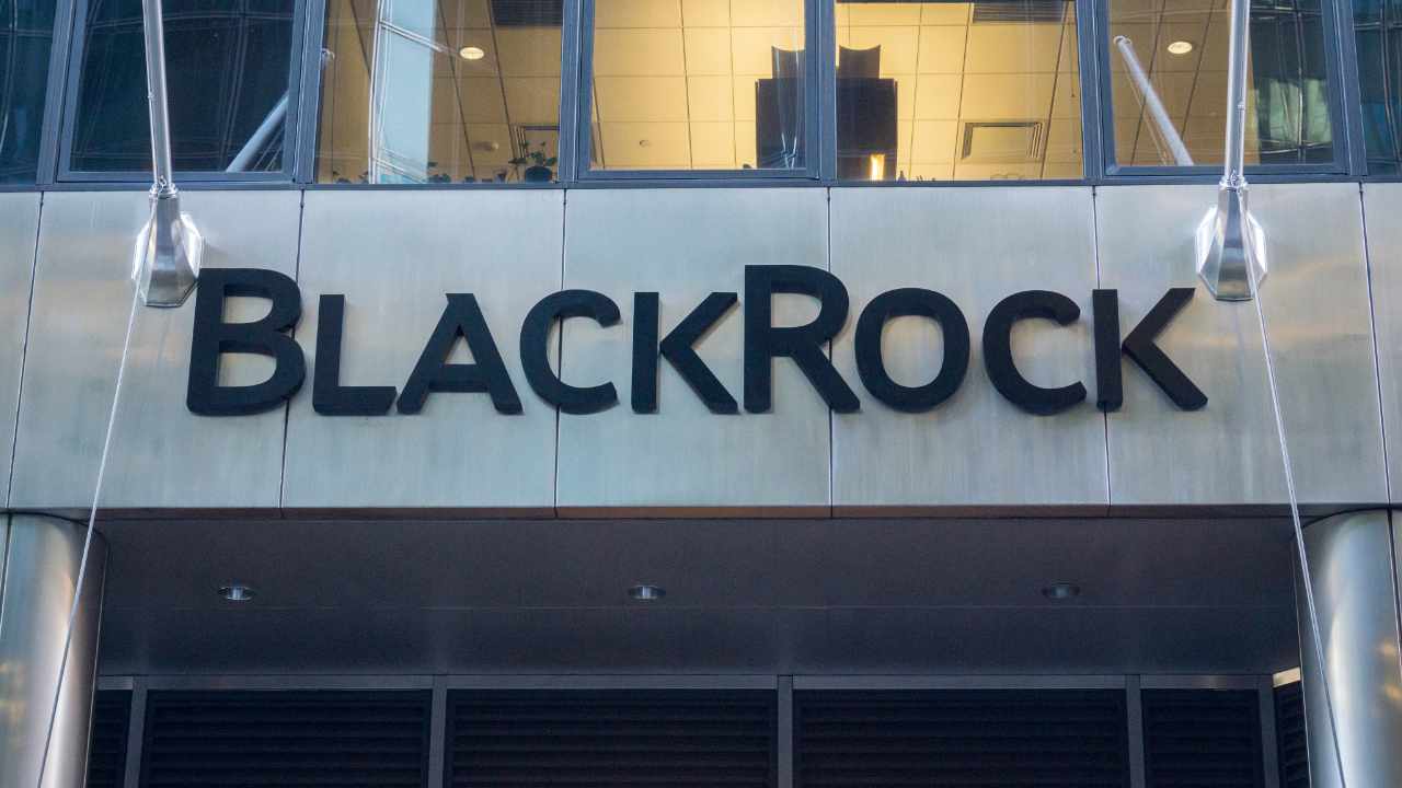 Blackrock holds 110k BTC, Kiyosaki Expects $100K BTC Soon, AI Crypto Assets Skyrocket, and — Week in Review