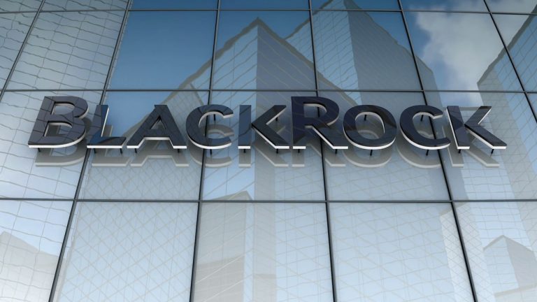 Blackrock Explores Bitcoin ETP Investments for Global Allocation Fund crypto