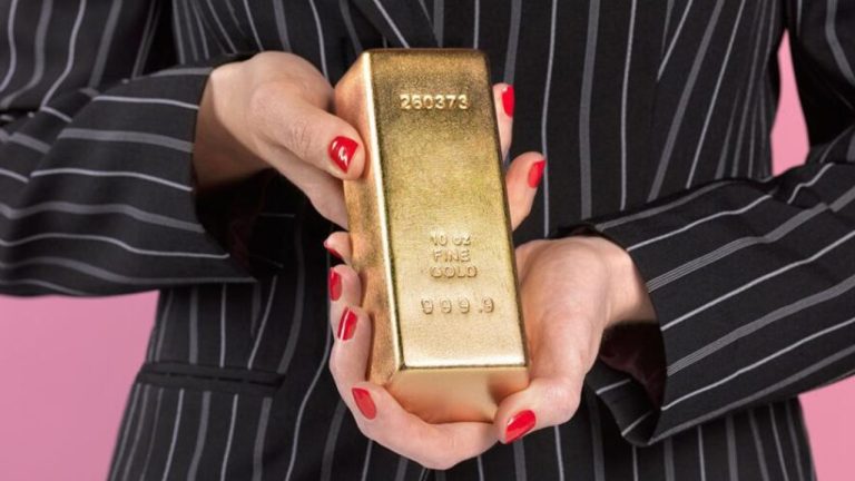 Analysts See Gold Reaching ,600 per Ounce Amid Strong Market Demand