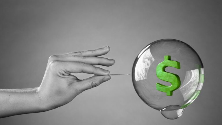 Kiyosaki Warns of Big Bubble, Analyst Predicts 0K BTC, Draper’s Wild El Salvador Prediction, and More— Week in Review