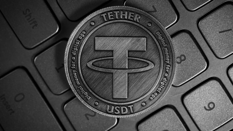 Stablecoin Giant Tether Hits $100 Billion Market Cap Amidst Crypto Market’s Surge