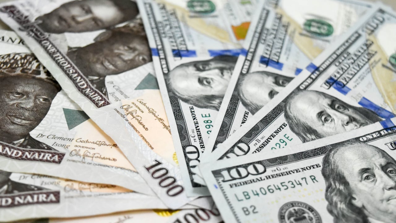 El gobernador del Banco Central de Nigeria niega haber utilizado reservas de Forex para defender la moneda local
