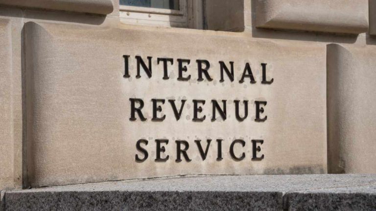 Treasury and IRS Announce Digital Asset Tax Reporting Regulations crypto
