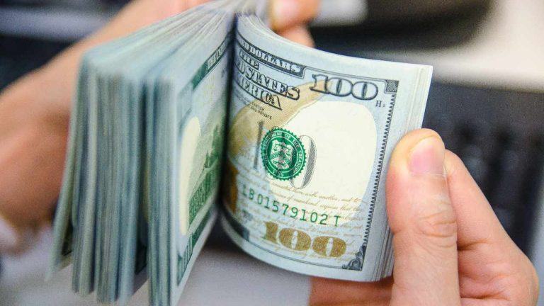 Experts Say Dollar Dominance Debate Misses the Point, US Needs Economic Focus