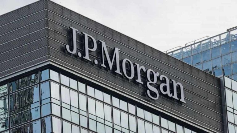 JPMorgan prepares investors for September rate cut with dual investment approach