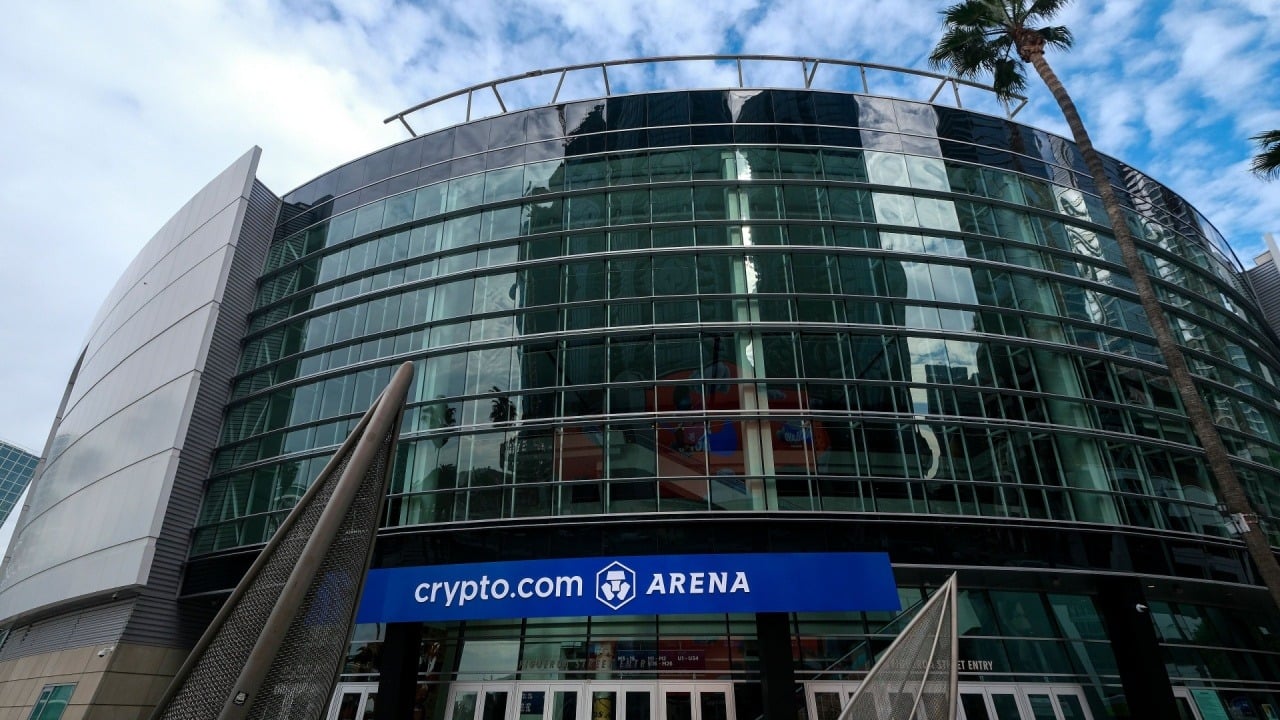 Crypto.com Acquires SEC-Registered Broker-Dealer Watchdog Capital to Expand US Trading Offerings Crypto.com Acquires SEC-Registered Broker-Dealer Watchdog Capital to Expand US Trading Offerings