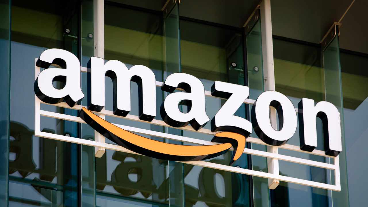 Amazon’s Shareholders Push for Bitcoin in Treasury to Strengthen Reserves