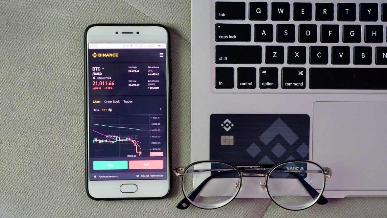 Binance lanza rendimientos en cadena con participación de Bitcoin