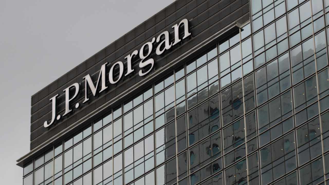 JPMorgan Hails Historic Rally as Crypto Soars in Unmatched November