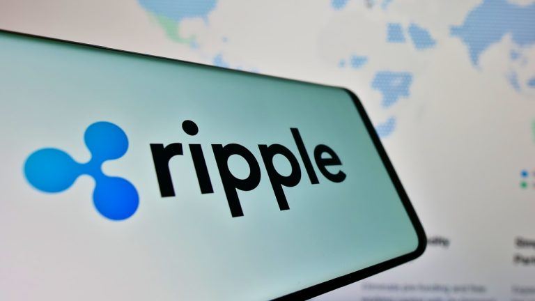 Ripple’s Stablecoin Hits Singapore – Regulated Exchange Brings RLUSD to Transform Markets