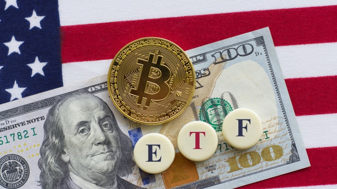 Bitcoin ETFs See Four Successive Days of Inflows Worth Over  Billion