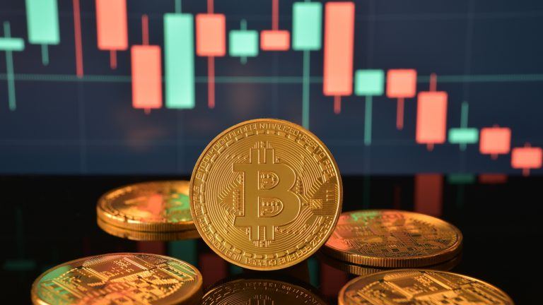 Bitcoin Price Analysis: Is a Breakout to 5K on the Horizon or a Collapse Below K Looming?