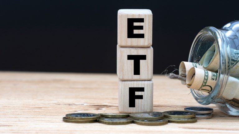 Bitcoin ETFs Suffer 9 Million Outflow Amid Six-Day Withdrawal Streak