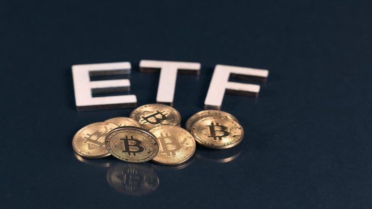 Investor Confidence Surges in Bitcoin ETFs With 5th Day of Consecutive Inflows