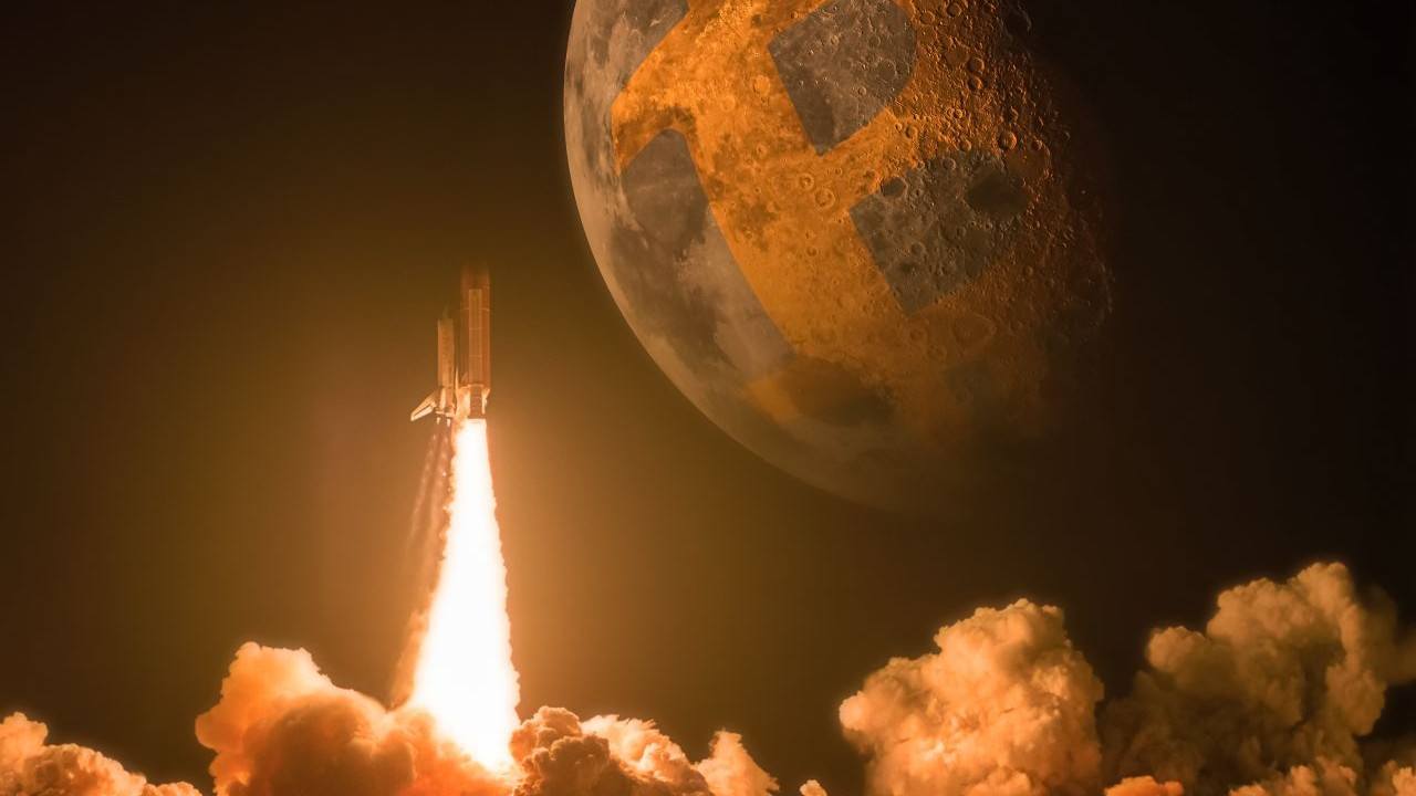 Bitcoin Cracks K as Correlation With Stocks Fades Bitcoin Cracks K as Correlation With Stocks Fades