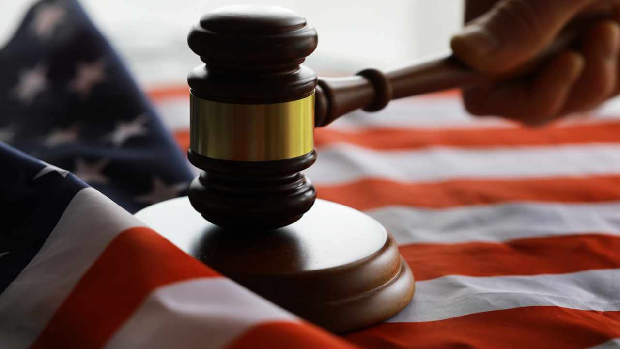 Coinbase Fights IRS at Supreme Court Over 500K User Data Demand Coinbase Fights IRS at Supreme Court Over 500K User Data Demand