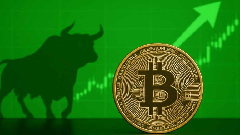 $430B Bitcoin Flood: Institutions Set to Hold Over 4.2M BTC by 2026