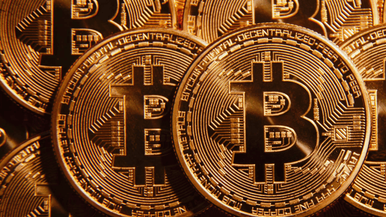 Bitcoin Price Watch: Can Momentum Reignite Above 5,700?