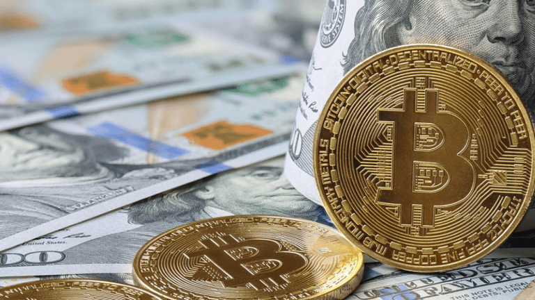 Bitcoin Price Watch: Support Holds Near $95K Amid Volume Drop