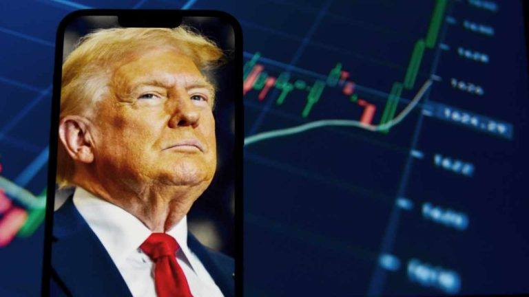 Senator Launches MEME Act to Halt Trump’s Crypto Cash Machine