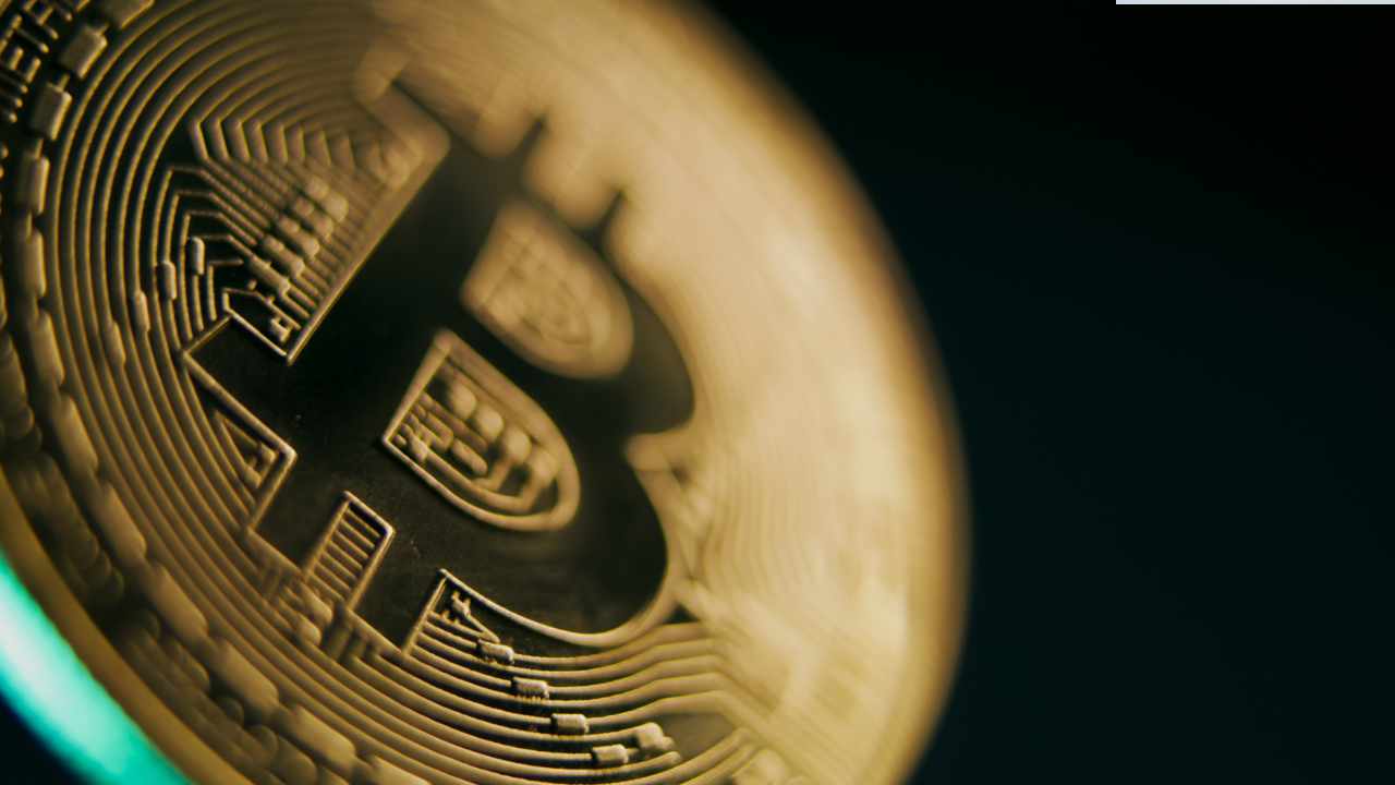 Robert Kiyosaki Reveals Why He Trusts Bitcoin With His Wealth