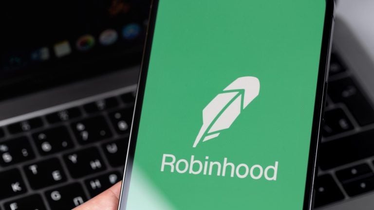 Robinhood Proposes SEC Framework to Bring Real-World Assets Onchain