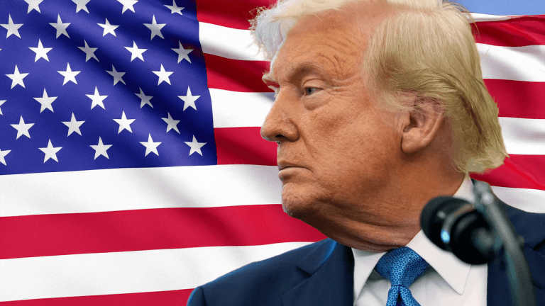 Left-Leaning Lobby Group Claims Trump’s Executive Order Paved Way for His Own .9B Crypto Boom