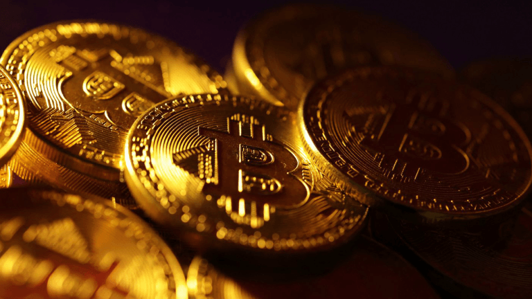 Bitcoin Price Watch: Momentum Weakens as Volume Drops Across Timeframes