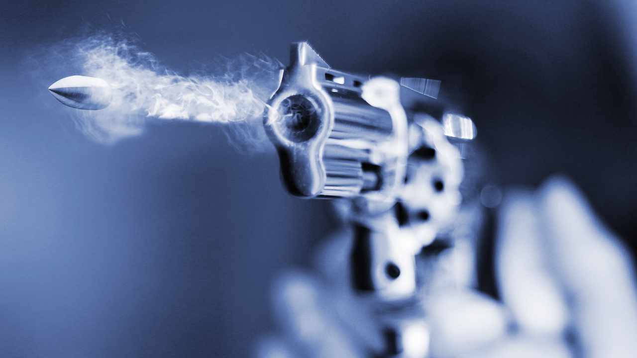 JPMorgan CEO: US Shouldn’t Stockpile Bitcoin—We Need Bullets and Guns, Not Crypto