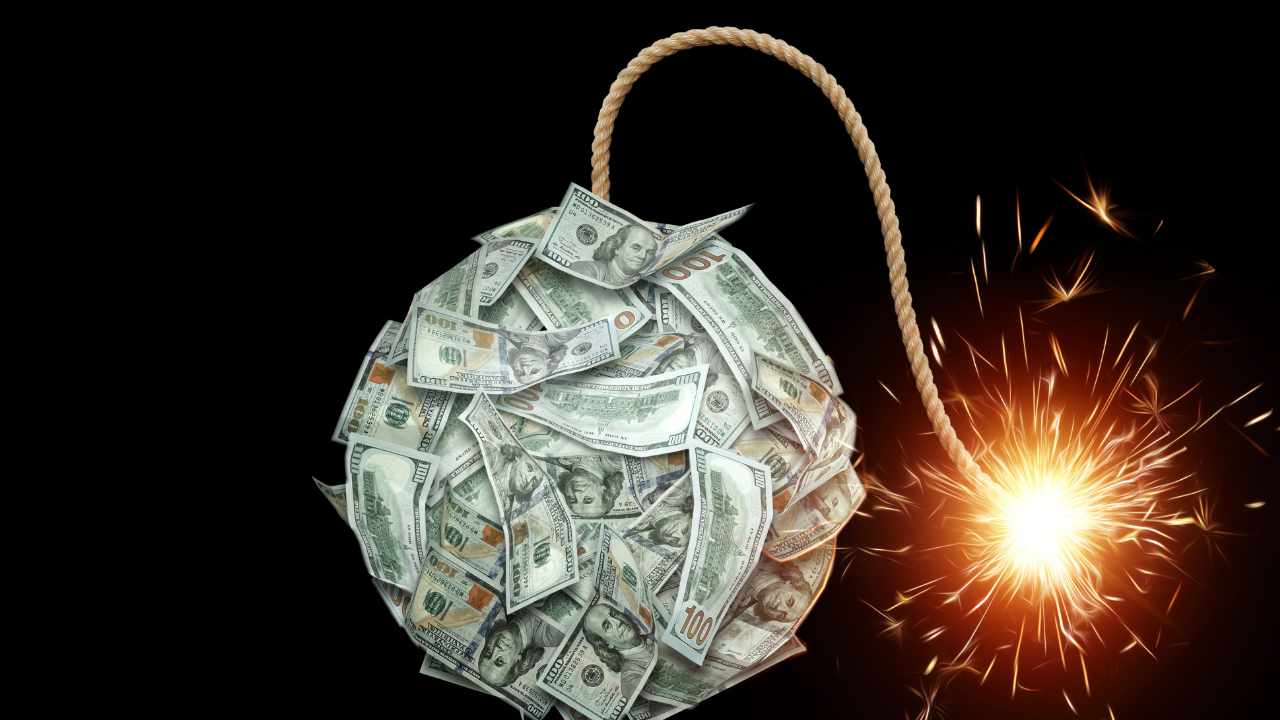Tim Draper: US Dollar Going Extinct—Bitcoin Set to Dominate Retail