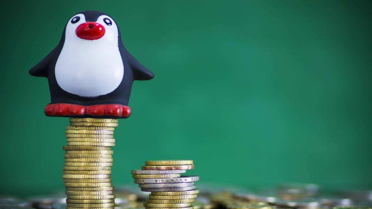 Bitcoin Dominance Plummets, Ushering in Altcoin Season