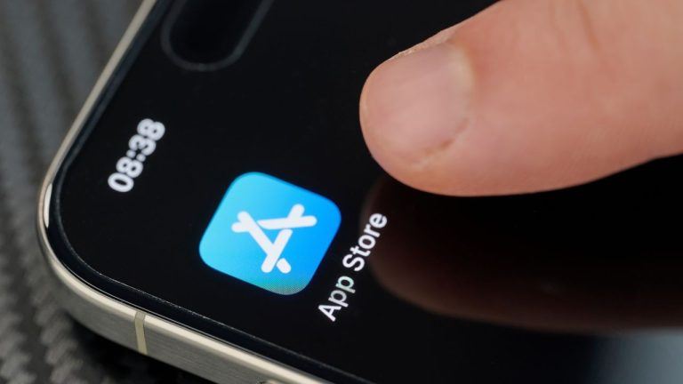 Jack Dorsey’s Messaging App Bitchat Goes Live successful the Apple App Store