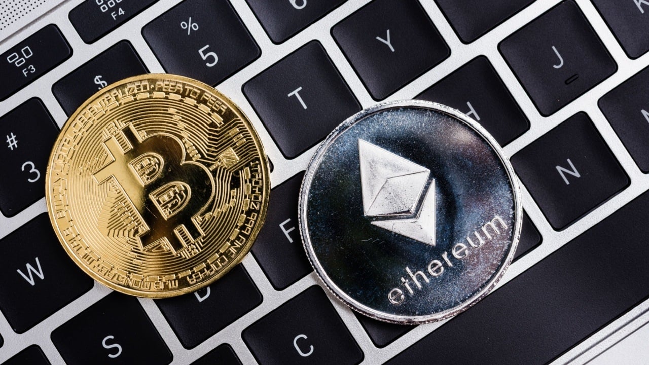 $333 Million Exits Bitcoin ETFs With Record Outflow of $465 Million for Ether ETFs