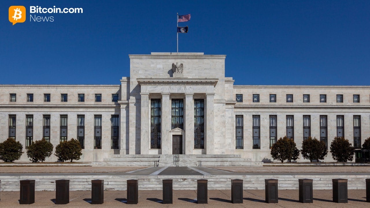 Fed Explores Payment Account That Could Pull Crypto Into the Heart of US Finance