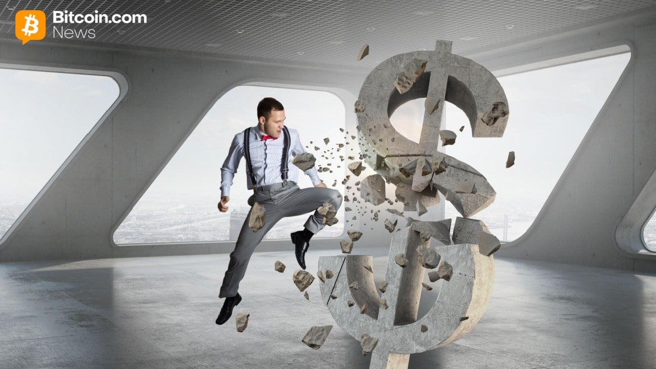 Bitcoin Bleeds, Ether Struggles, Solana Shines in Weekly ETF Flows