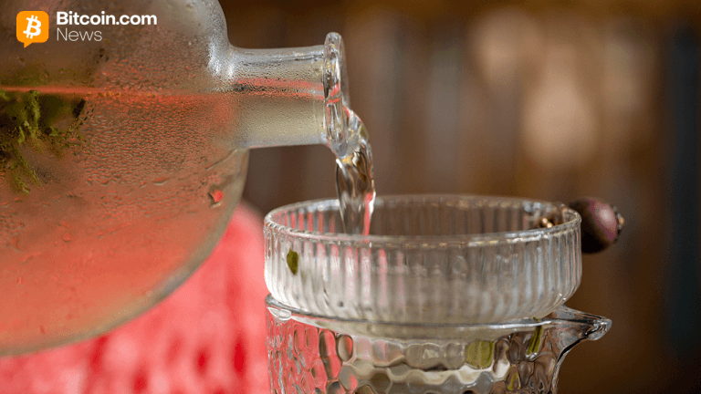 Bitcoin ETFs Close Week With $558 Million Outflow