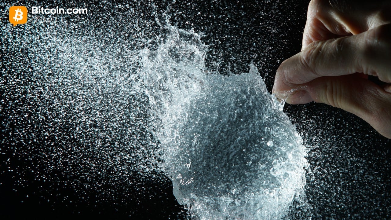 Billionaire Ray Dalio Issues Dire Bubble Warning as Wealth Gaps and Fiscal Strain Deepen