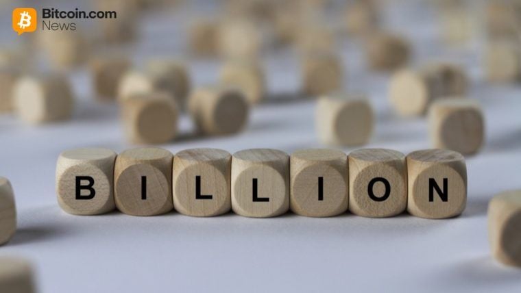 Bitcoin and Ether ETFs Post $1.9 Billion Weekly Inflow Despite Late Pullback