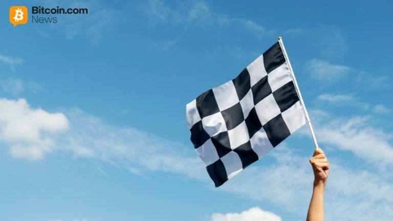 Bitcoin Leads Broad ETF Rally With $697 Million Inflow