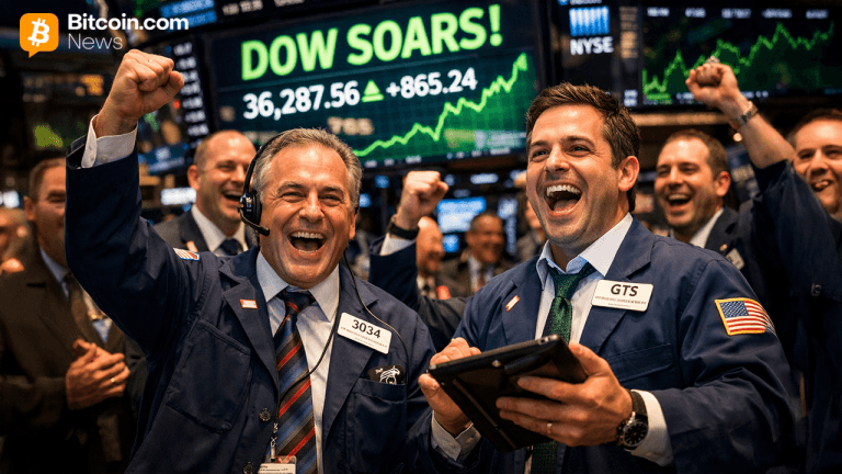 US Stocks Rally as Inflation Expectations Ease and Tech Stabilizes